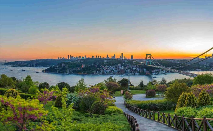 جولة تل العرائس من اسطنبول سيارة مع سائق خاص بكم إلى أجمل رحلة في الطرف الأسيوي في اسطنبول منطقة تشامليجا